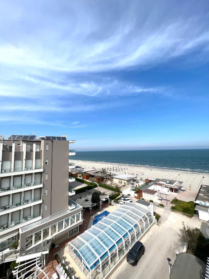 Hotel B&B Montecarlo Milano Marittima Extérieur photo