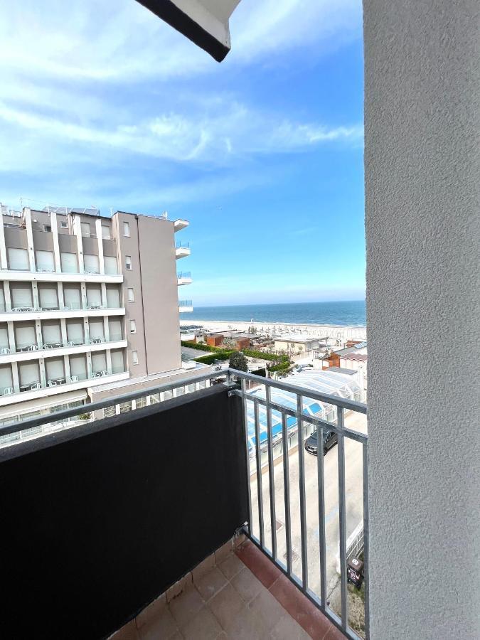Hotel B&B Montecarlo Milano Marittima Extérieur photo